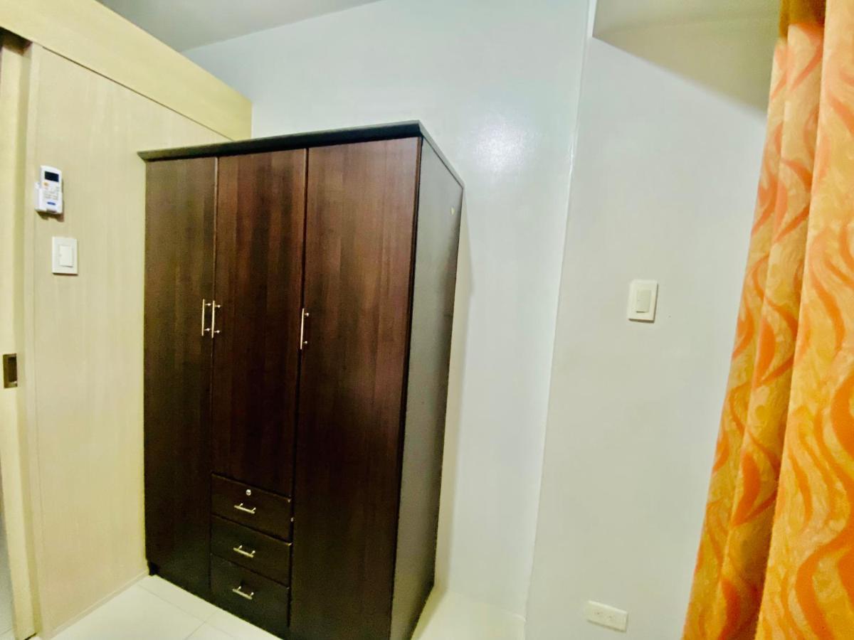 Madison'S Place At Sea Moa Manila Kültér fotó