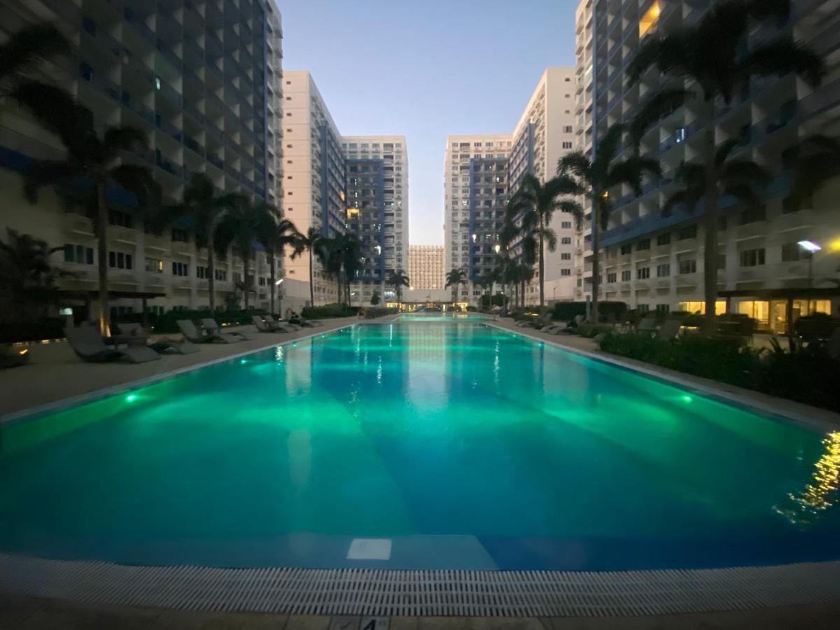 Madison'S Place At Sea Moa Manila Kültér fotó
