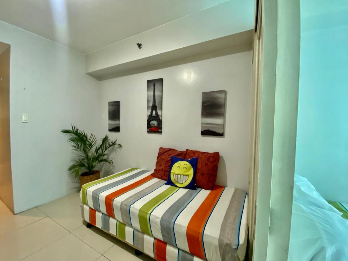 Madison'S Place At Sea Moa Manila Kültér fotó