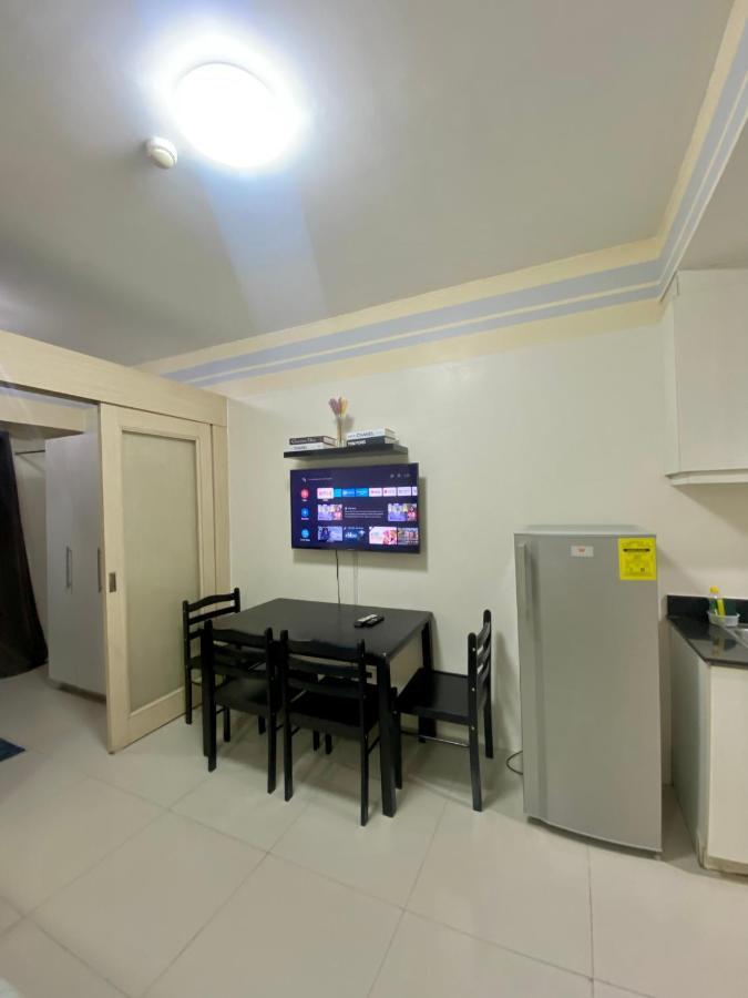 Madison'S Place At Sea Moa Manila Kültér fotó
