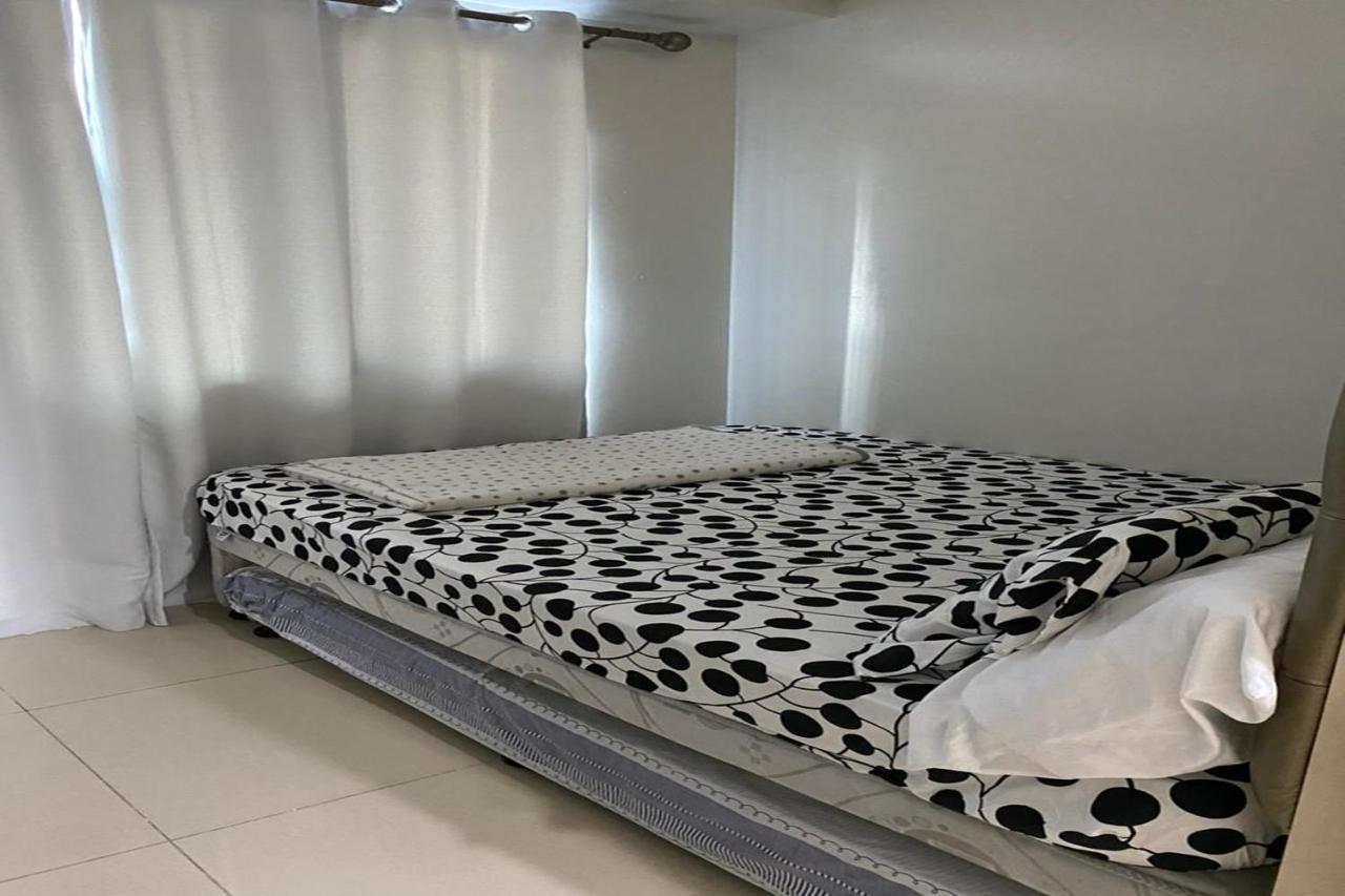 Madison'S Place At Sea Moa Manila Kültér fotó